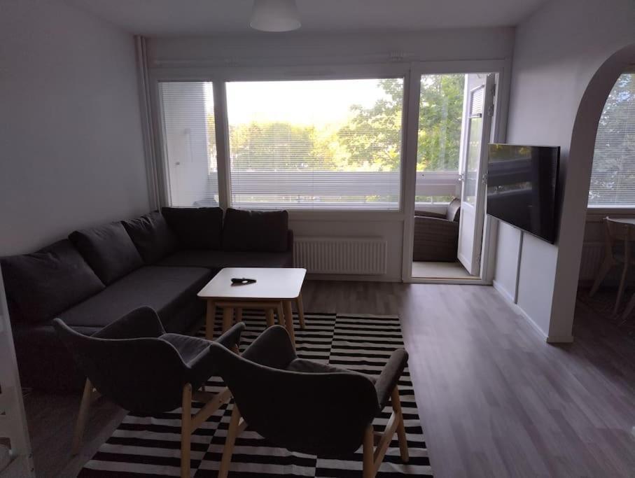 Apartment Family With Parking *